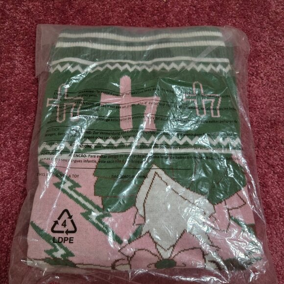 Sailor Moon Sweater🩷💚 - Picture 4 of 5